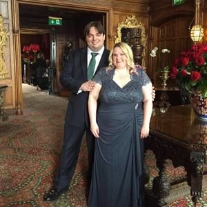 Meet your Posher, Kella